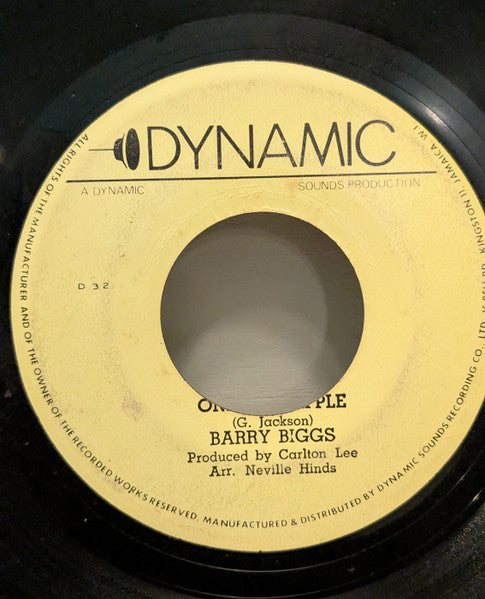 Barry Biggs / The Good Guys (2) : One Bad Apple / Bad Apple Version (7")